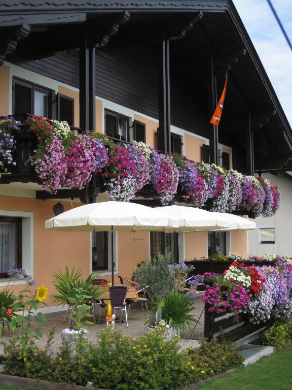 Gaestehaus Stroitz Drobollach am Faakersee Exterior foto