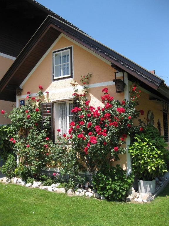 Gaestehaus Stroitz Drobollach am Faakersee Exterior foto